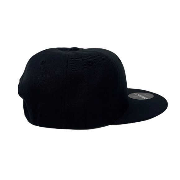 Los Angeles (w/Love) LA Rose Rosa With Love Heart Snapback Hat Cap All Black - Picture 7 of 8